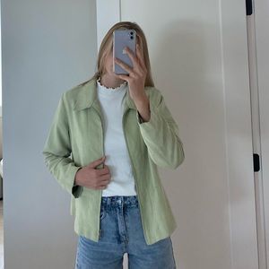 SOLD!! CUTE green zip up blazer